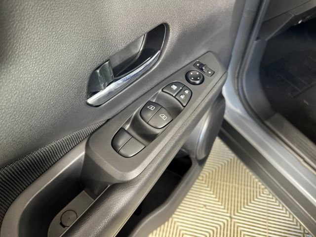 2021 Nissan Kicks SV photo 10