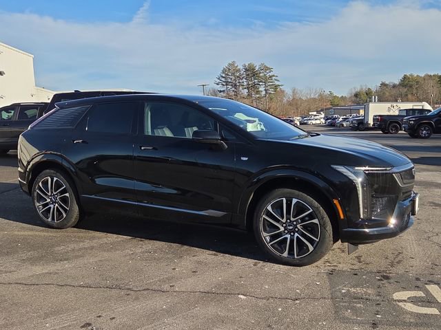 2026 Cadillac OPTIQ Sport's photo