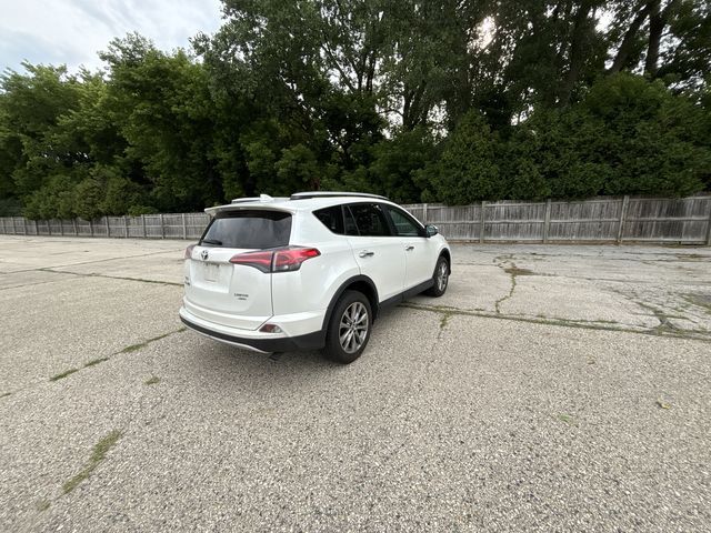 2016 Toyota RAV4 Limited photo 13
