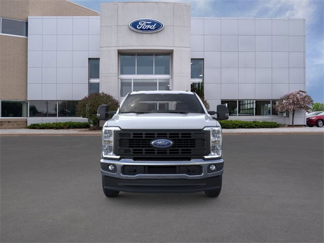 2025 Ford F-250 photo 6