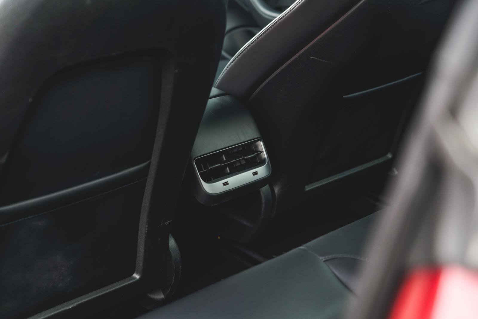 2018 Tesla Model 3 Long Range photo 16