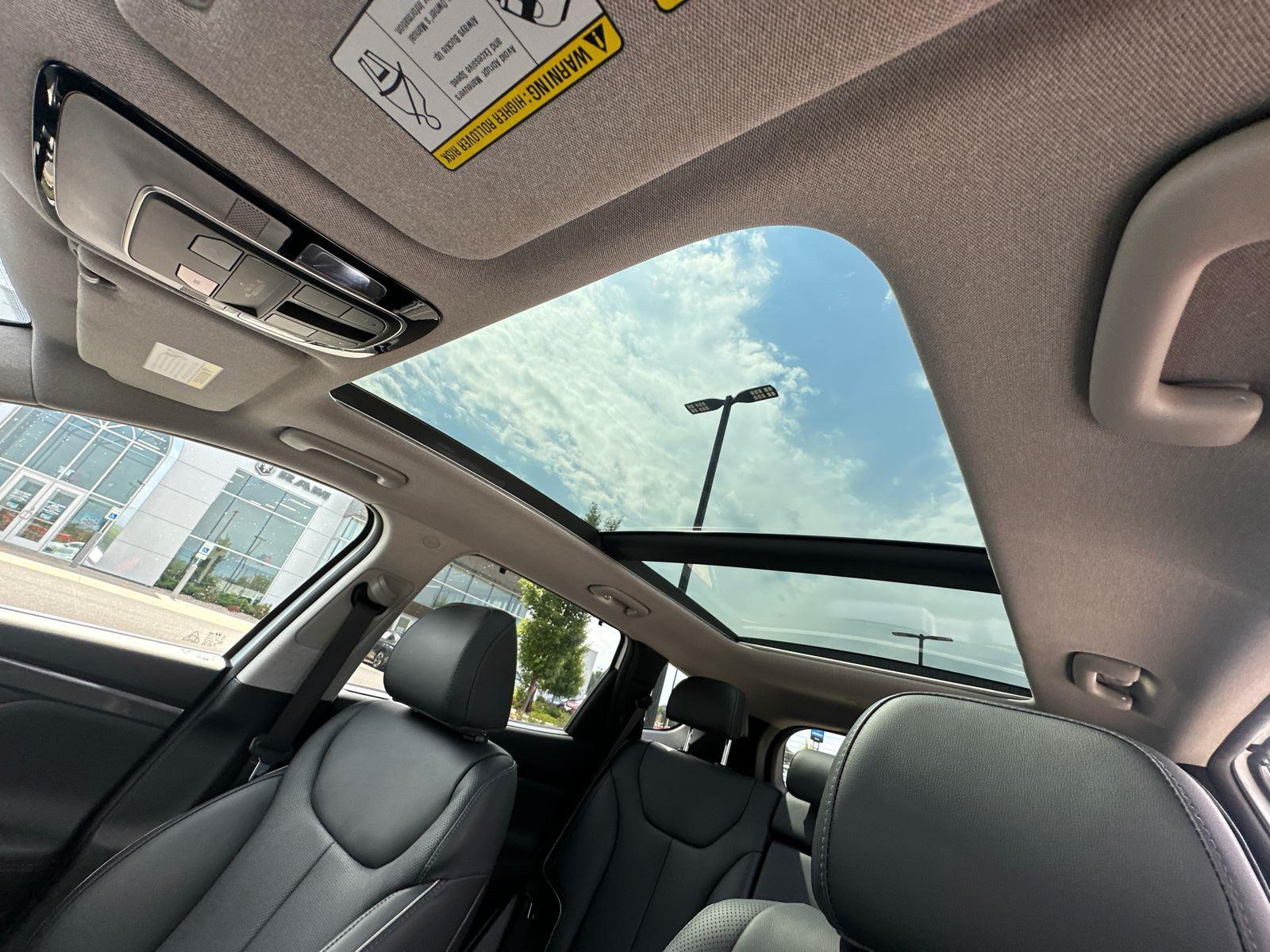 2022 Hyundai Santa Fe Limited photo 24