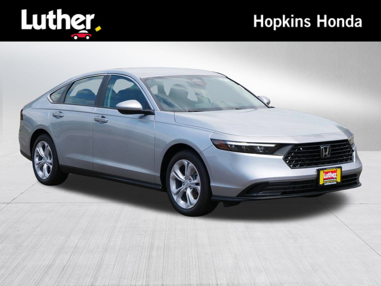 2025 Honda Accord LX's photo