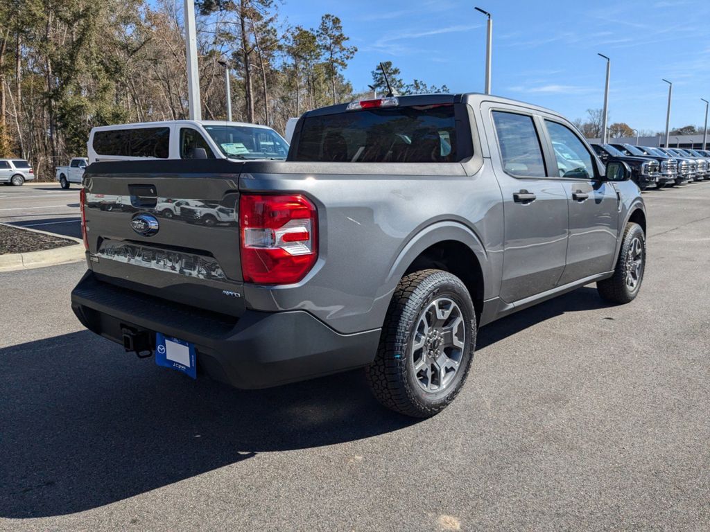 2024 Ford Maverick XLT photo 3