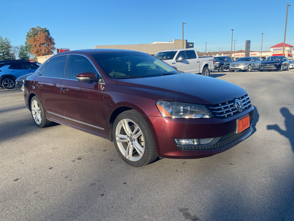 2014 Volkswagen Passat TDI SEL Premium photo 2