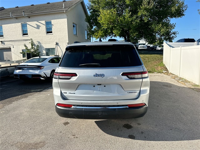 2023 Jeep Grand Cherokee Limited photo 4