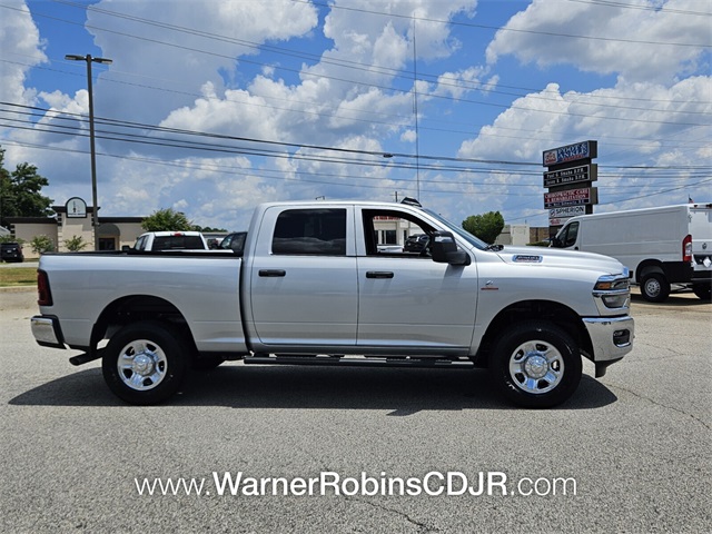 2025 Ram 2500 Tradesman photo 14