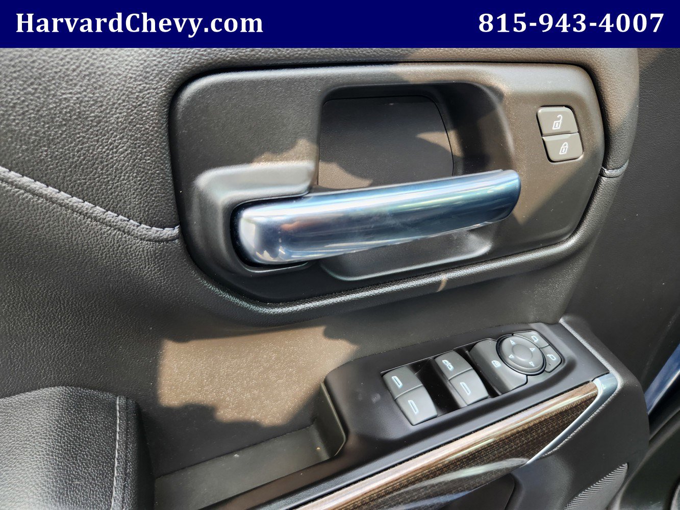 2019 Chevrolet Silverado 1500 LT photo 32