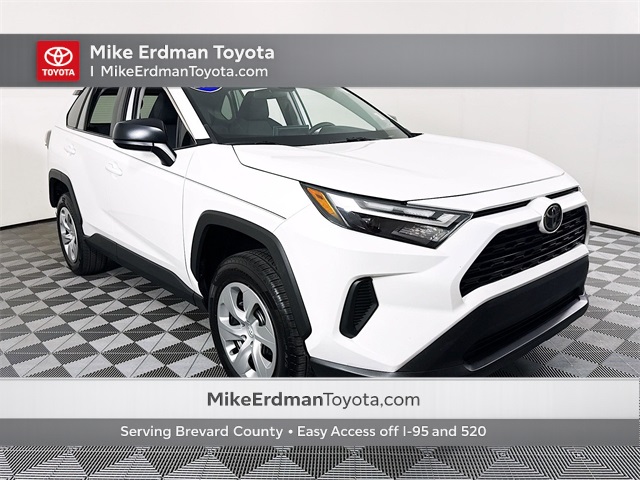 2023 Toyota RAV4 LE