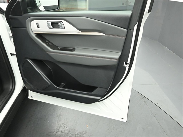 2025 FORD EXPLORER - Image 35