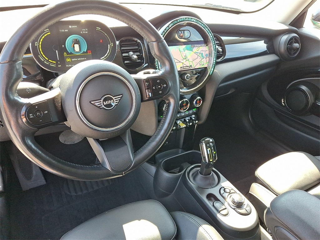 2022 Mini Cooper SE Signature photo 12
