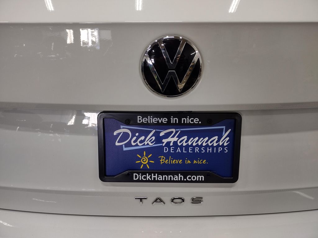 2022 Volkswagen Taos S photo 13