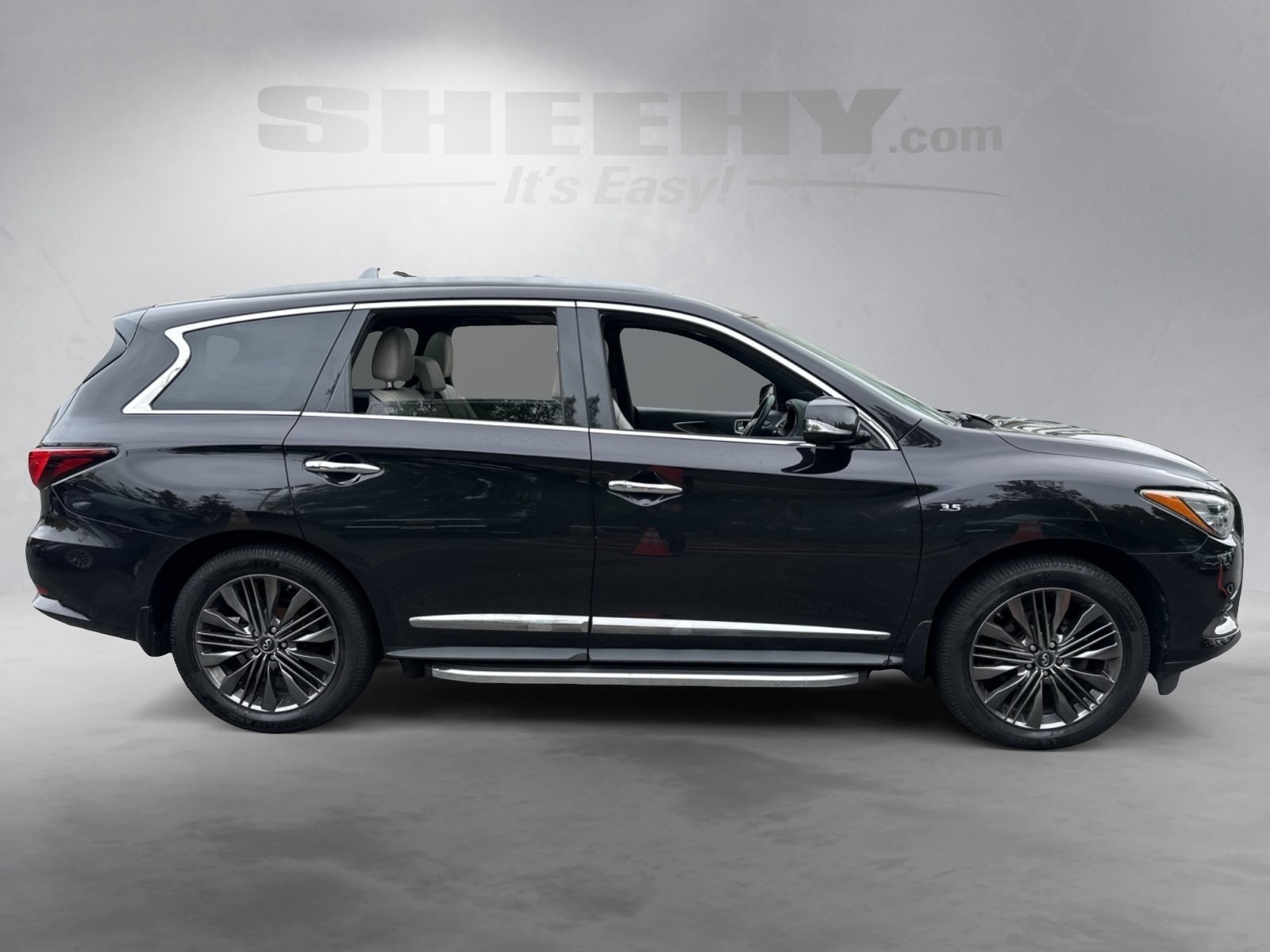2019 Infiniti QX60 Luxe photo 5