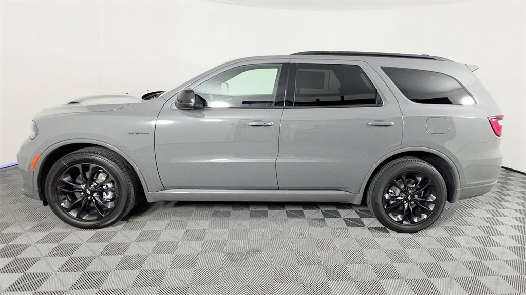 2025 Dodge Durango R/T photo 5