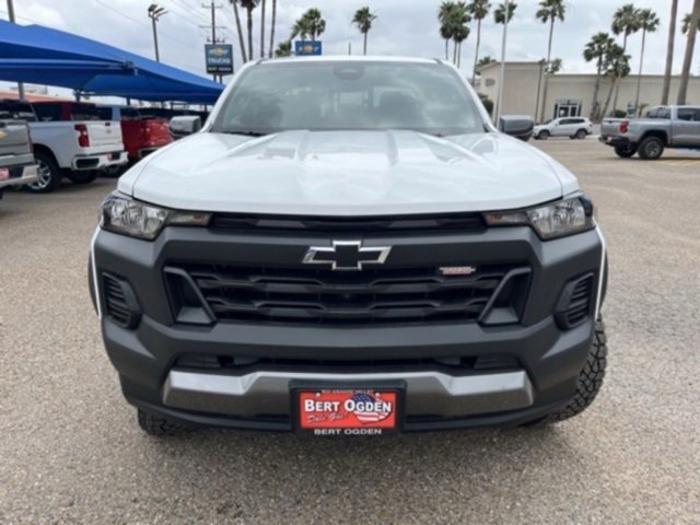2025 Chevrolet Colorado Trail Boss photo 3
