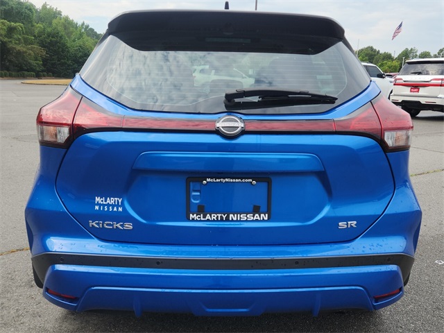 2023 Nissan Kicks SR photo 4