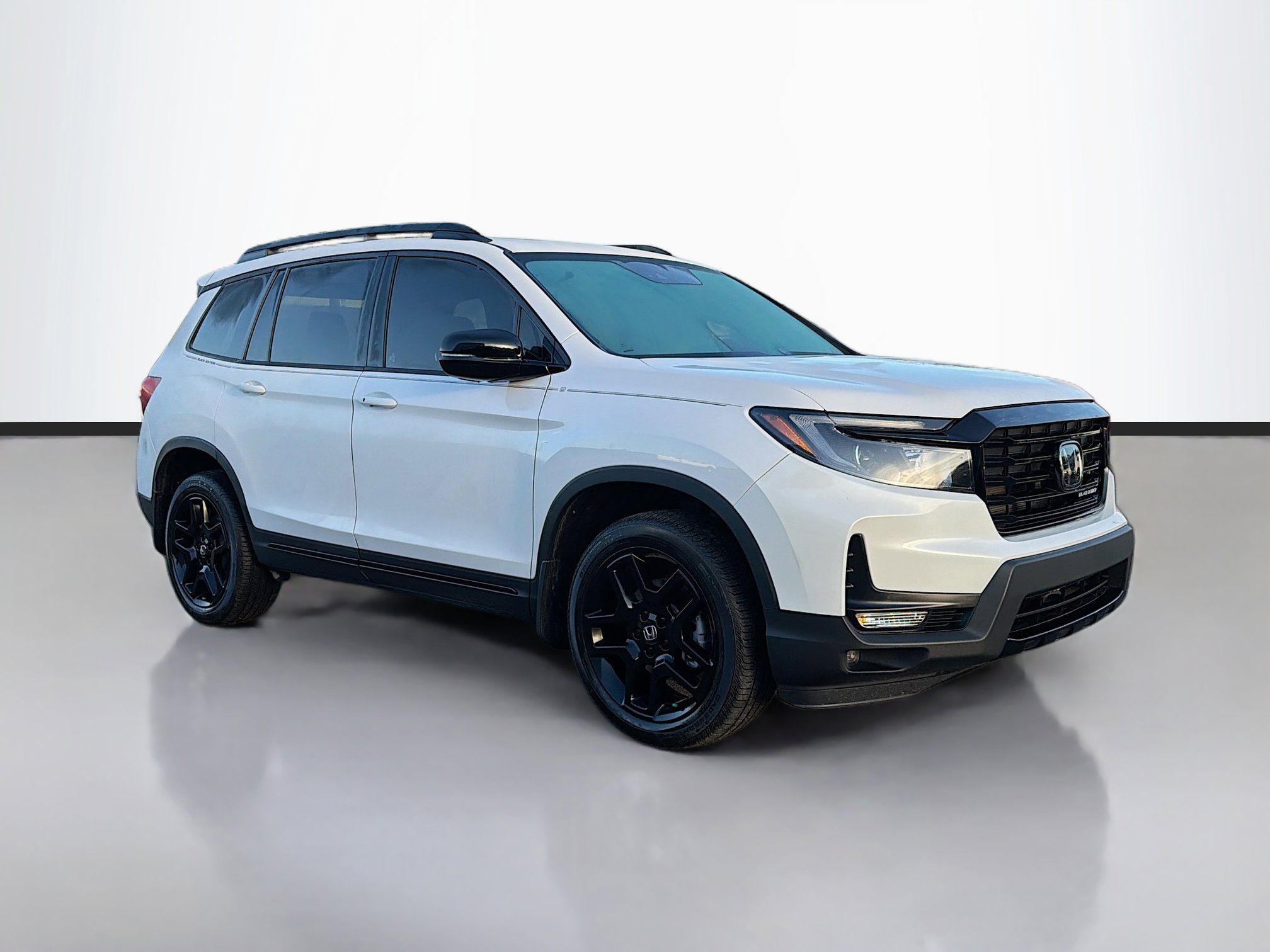 2025 Honda Passport Black Edition's photo