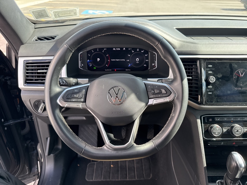 2022 Volkswagen Atlas Cross Sport SE Technology photo 4