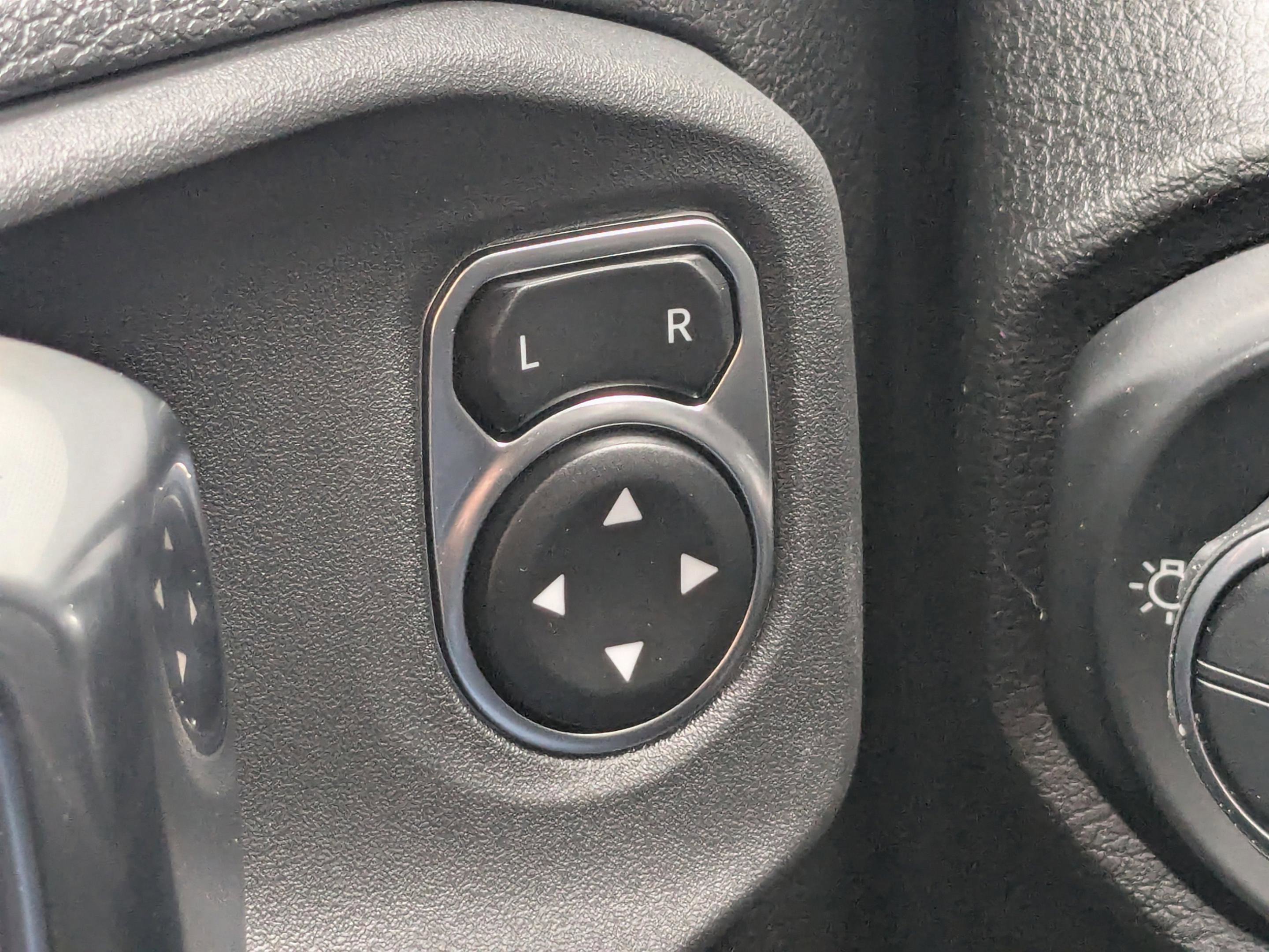 2025 Jeep Gladiator Sport S photo 28