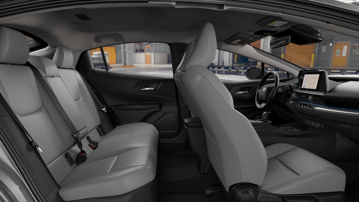 2026 Toyota Prius XLE photo 21
