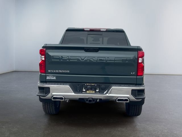 2025 Chevrolet Silverado 1500 LT photo 4