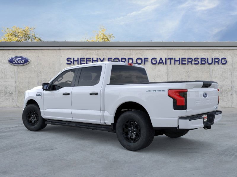 2025 Ford F-150 Lightning XLT photo 5