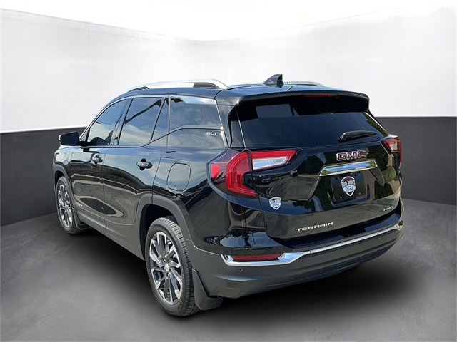 2022 Gmc Terrain SLT photo 2