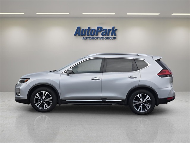 2017 Nissan Rogue SL photo 4