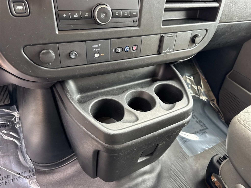 2019 Chevrolet Express 3500 Work Van photo 25