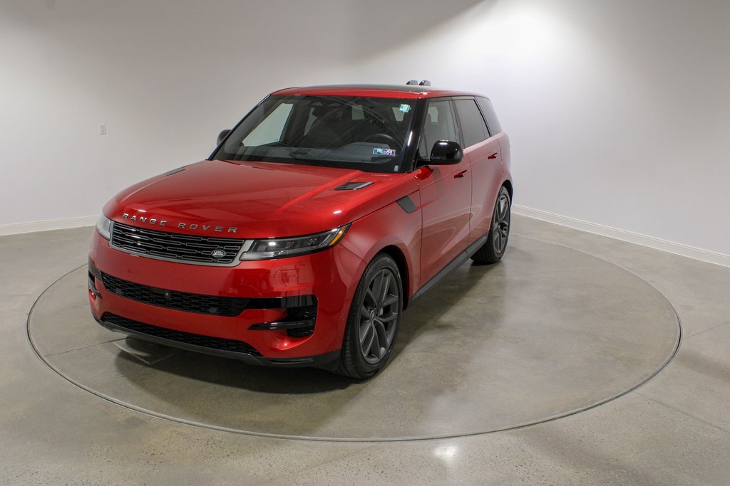 2025 Land Rover Range Rover Sport SE