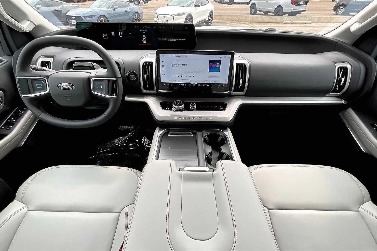 2025 Ford Expedition MAX EL photo 4
