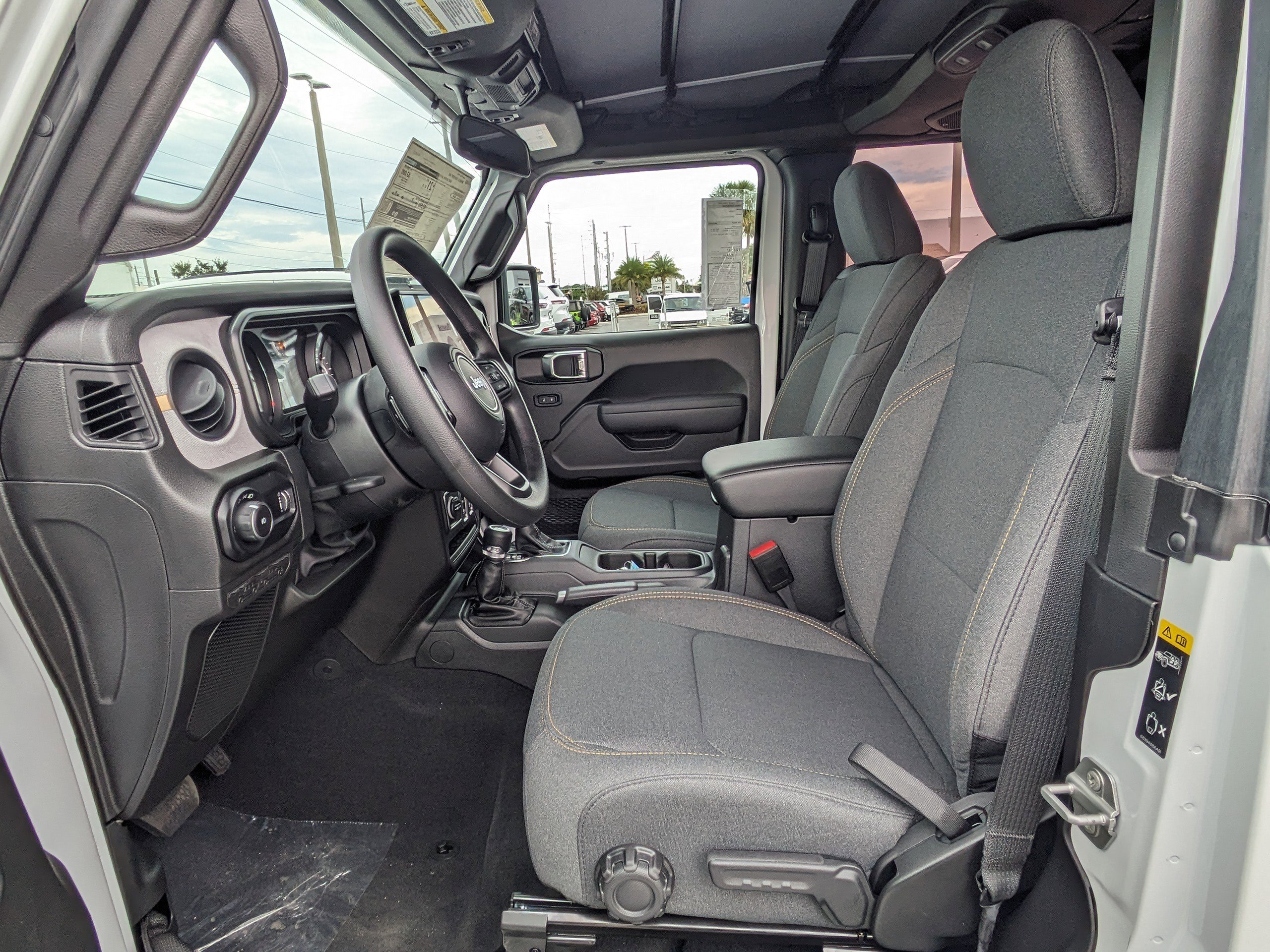 2025 Jeep Wrangler Sport photo 13