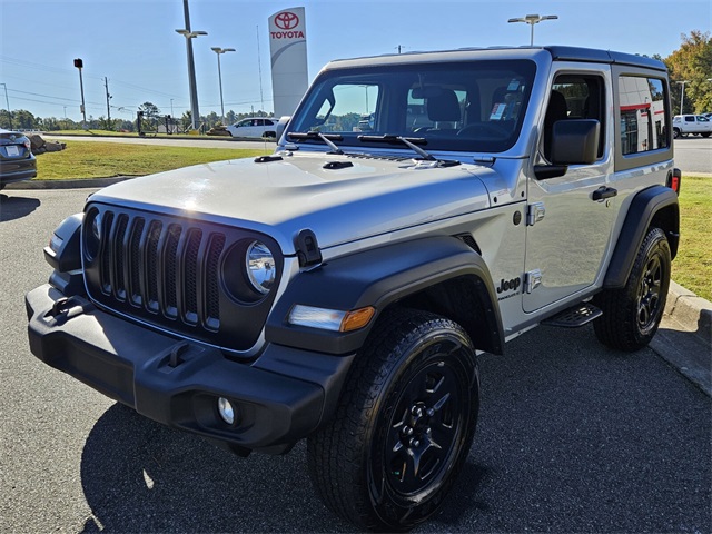 2023 Jeep Wrangler Sport photo 3