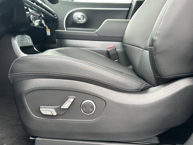 2026 Hyundai Ioniq SEL photo 8