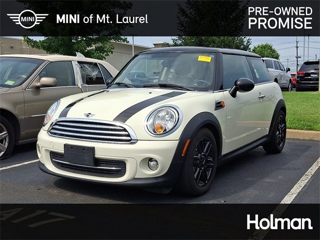 2013 MINI Cooper Base's photo