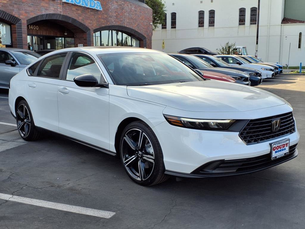2025 Honda Accord Hybrid Sport photo 3