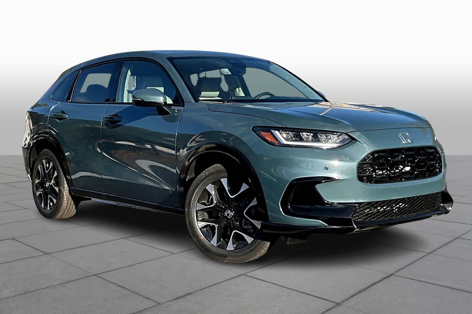 2026 Honda HR-V EX-L photo 2