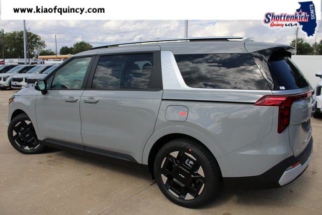 2026 Kia Carnival EX photo 3