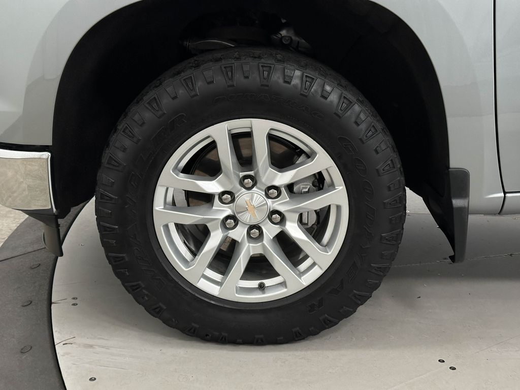 2023 Chevrolet Silverado 1500 LT photo 30