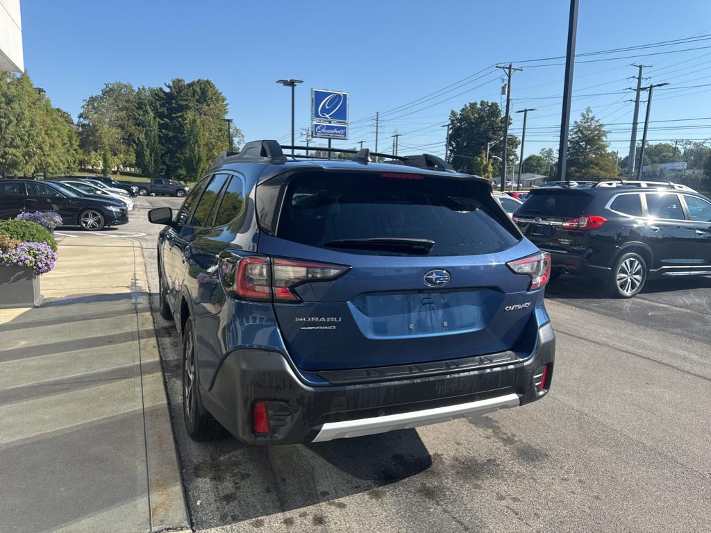 2022 Subaru Outback Limited photo 4