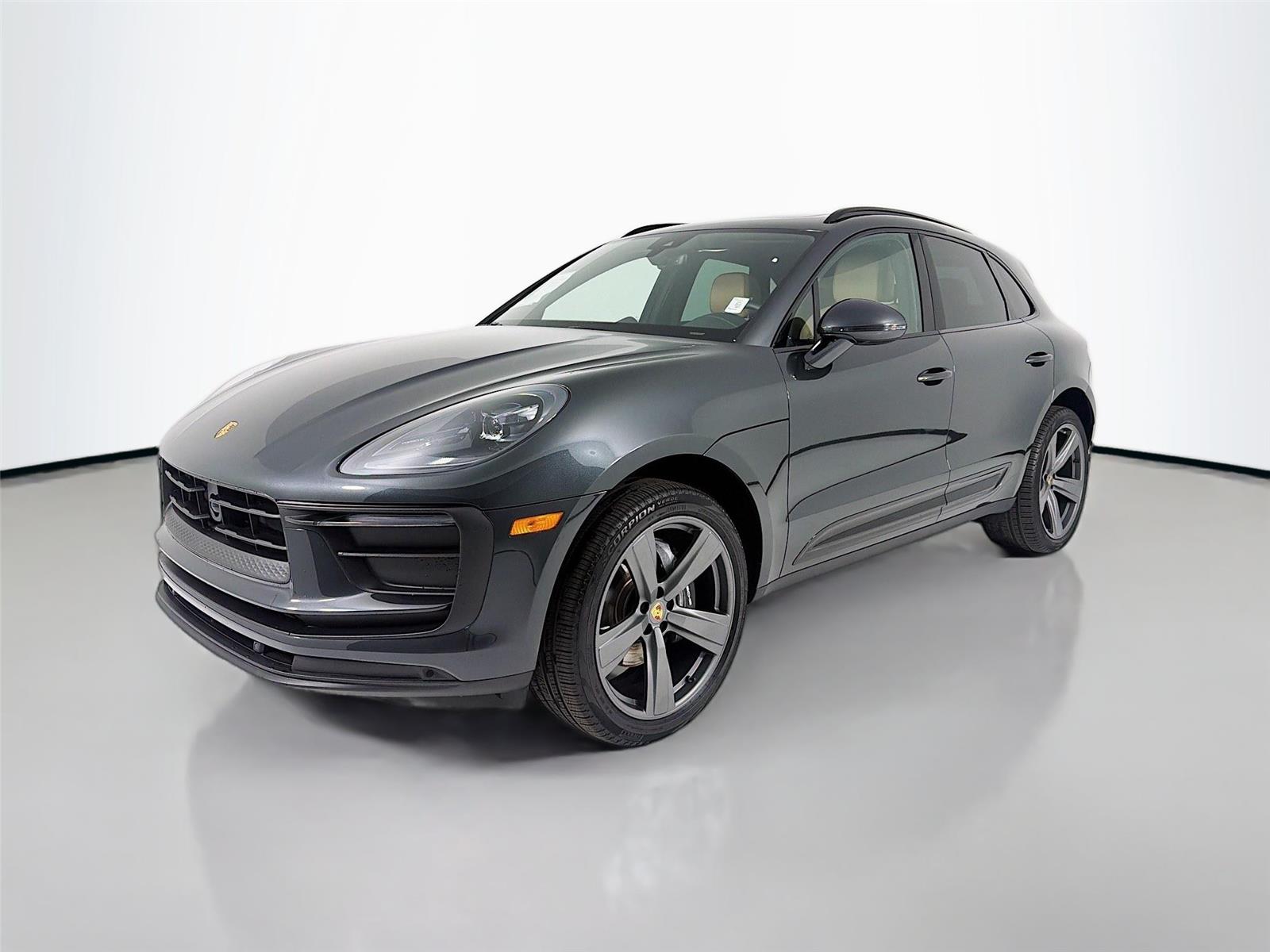 2025 Porsche Macan's photo