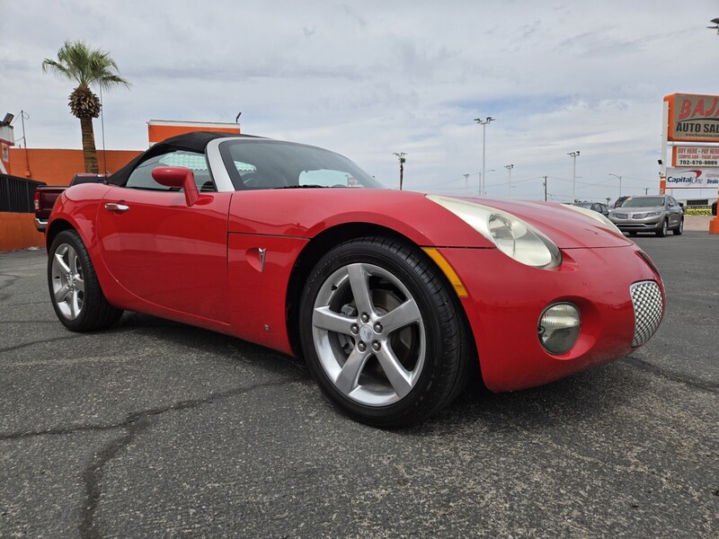 2007 Pontiac Solstice photo 5