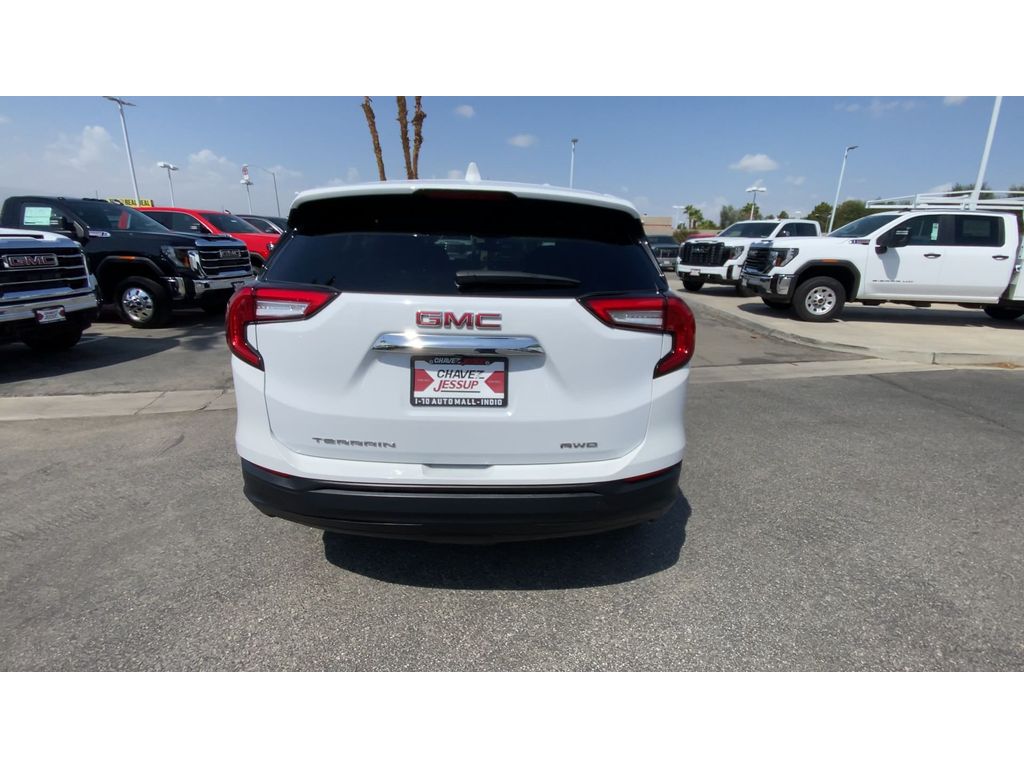2024 Gmc Terrain SLE photo 7