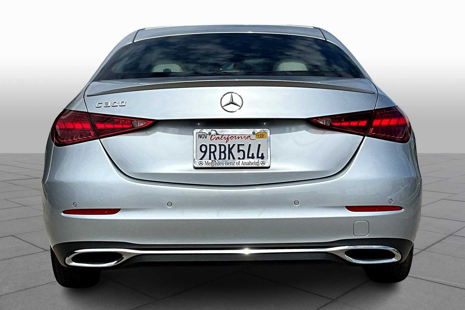 2025 Mercedes Benz C 300 photo 4