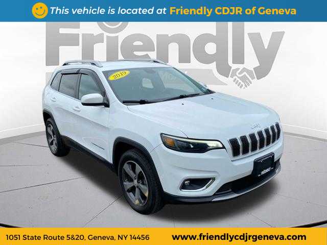 Used 2019 Jeep Cherokee Limited with VIN 1C4PJMDX4KD236074 for sale in Rome, NY