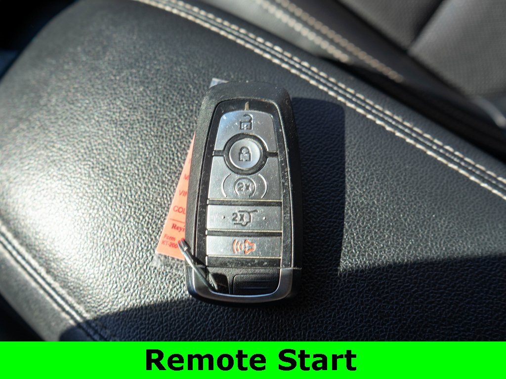 2021 Ford Escape SEL photo 25