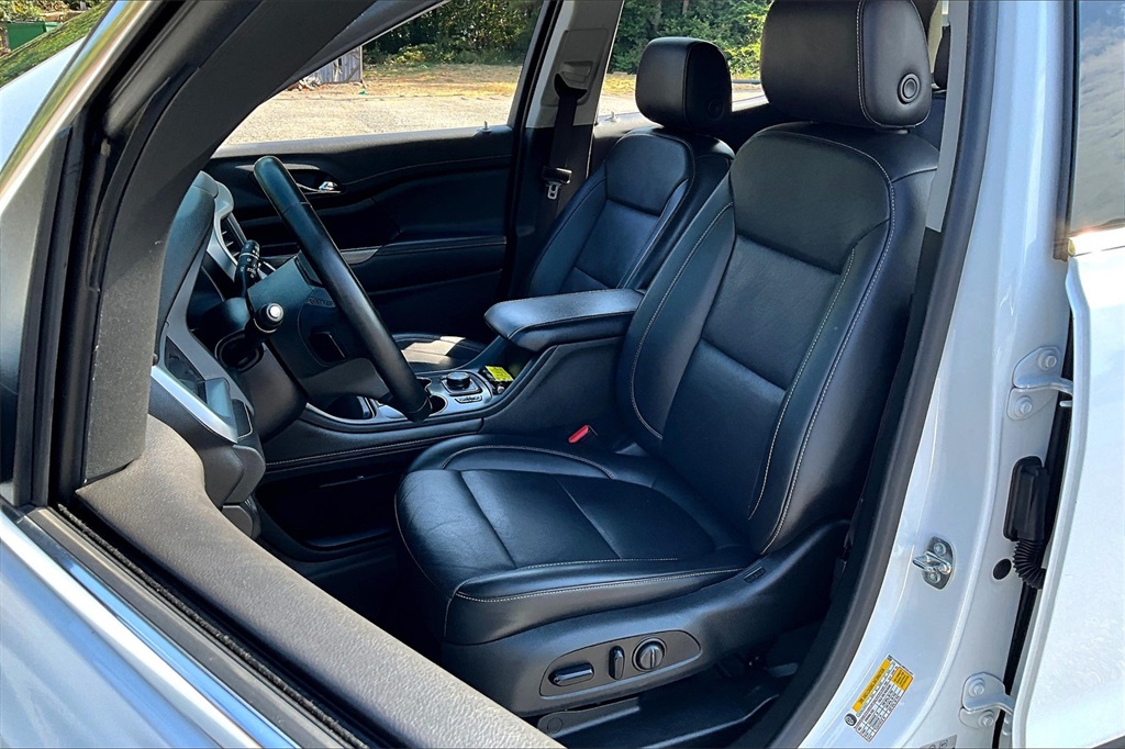 2023 Gmc Acadia SLT photo 21