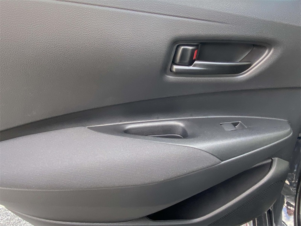 2026 Toyota Corolla LE photo 10