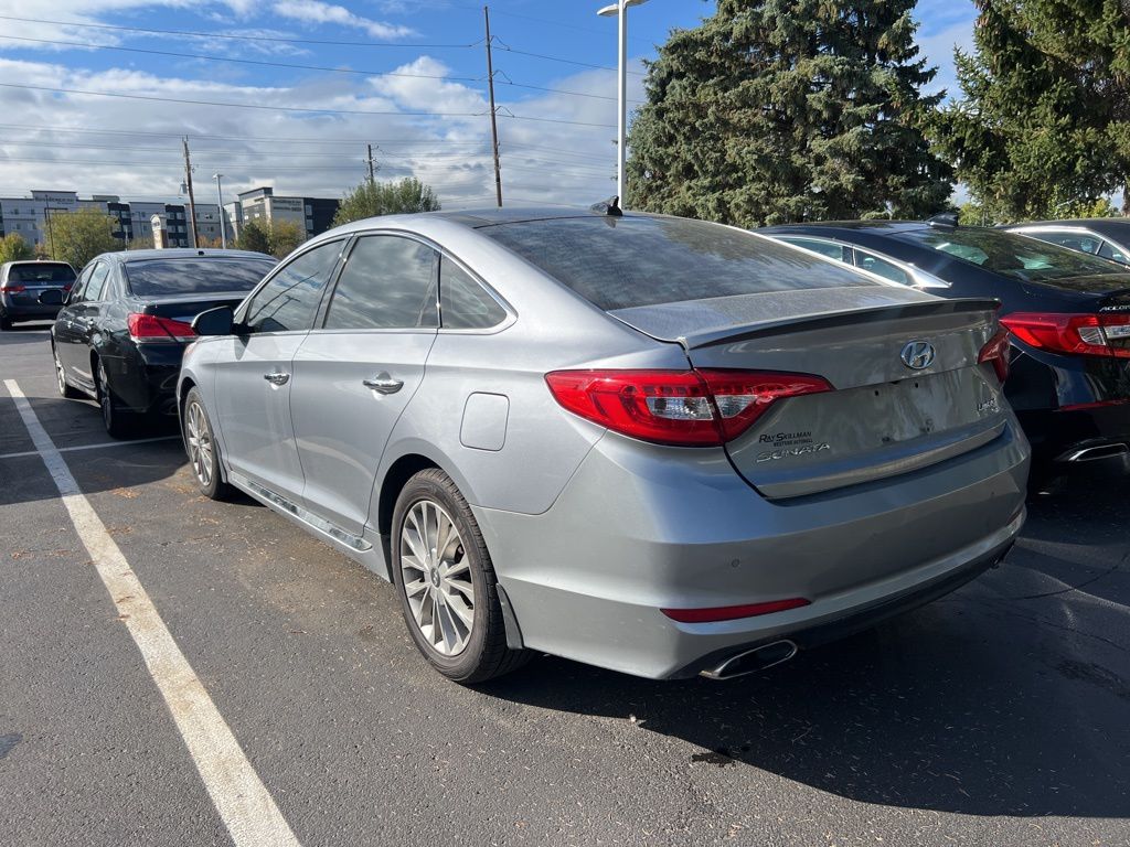 2015 Hyundai Sonata Limited photo 2
