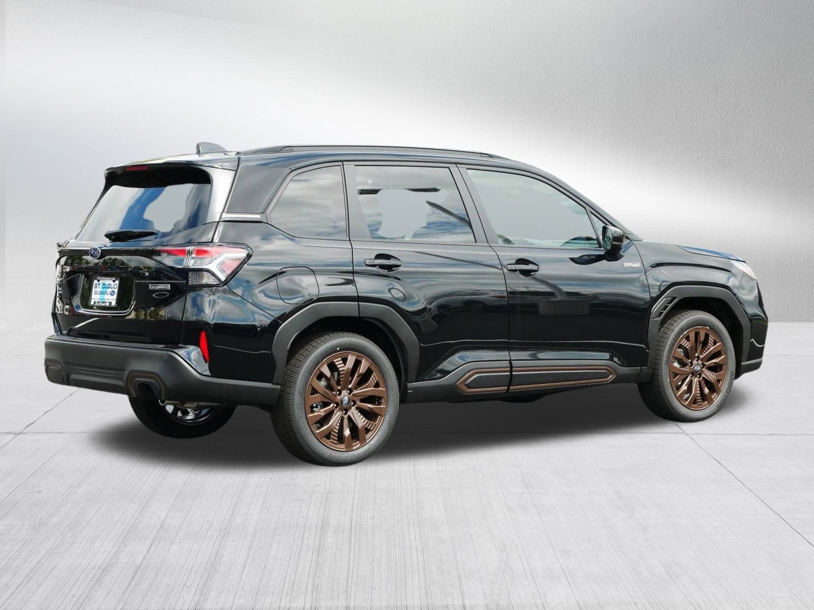 2025 Subaru Forester Sport photo 4